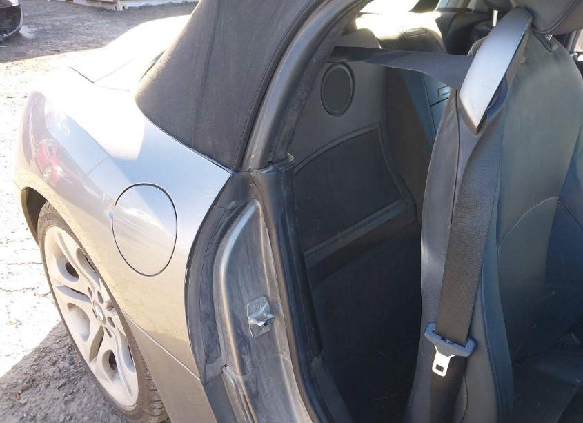 Photo 8 of 2004 Bmw Z4 3.0I (VIN 4USBT53554LT25293)