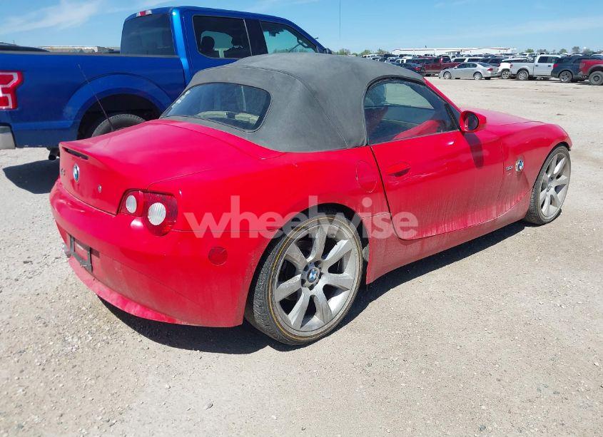 Photo 4 of 2005 Bmw Z4 3.0I (VIN 4USBT53575LU09990)