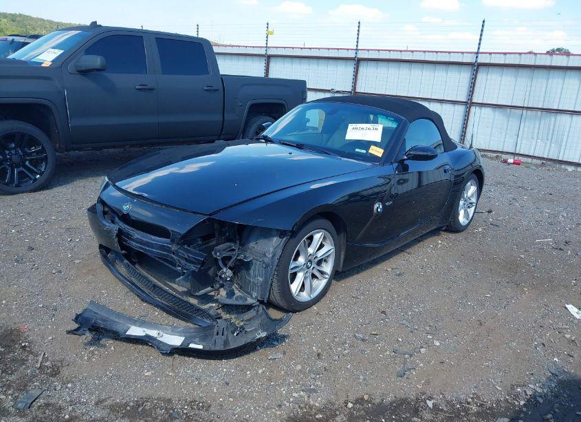 Photo 2 of 2005 Bmw Z4 3.0I (VIN 4USBT53585LT28187)