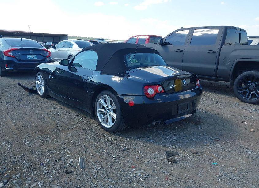 Photo 3 of 2005 Bmw Z4 3.0I (VIN 4USBT53585LT28187)