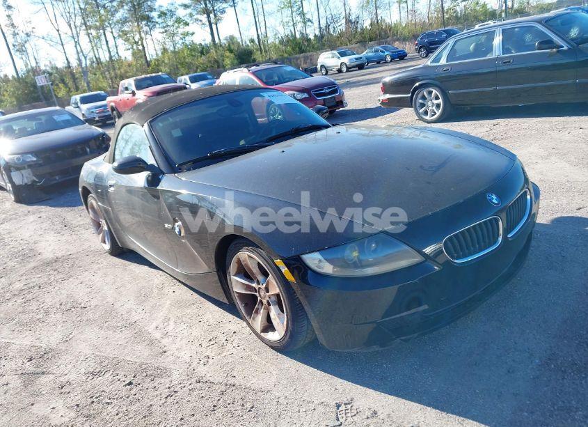 2006 Bmw Z4 3.0I (VIN 4USBU33576LW58857) main photo