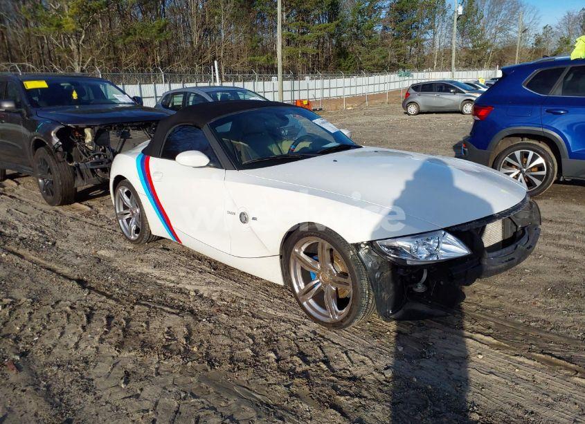 2006 Bmw Z4 3.0I (VIN 4USBU33596LW66331) main photo