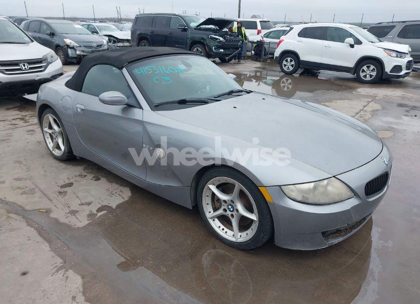 2006 Bmw Z4 3.0SI (VIN 4USBU53546LX01739) main photo