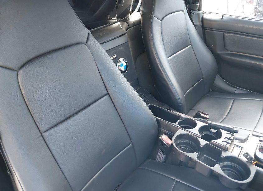 Photo 8 of 2002 Bmw Z3 2.5I (VIN 4USCN33492LM06949)