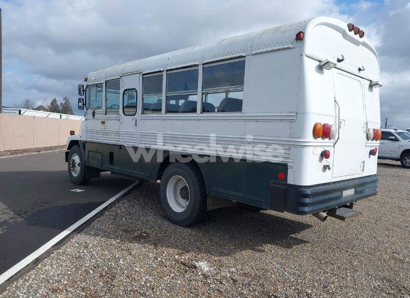 Photo 3 of 2000 Freightliner Fs65 SCHOOL BUS FS65 (VIN 4UZ6CFAC1YCG18336)