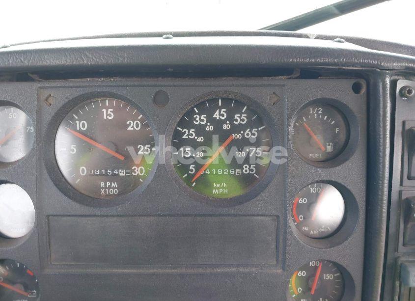 Photo 7 of 2000 Freightliner Fs65 SCHOOL BUS FS65 (VIN 4UZ6CFAC1YCG18336)