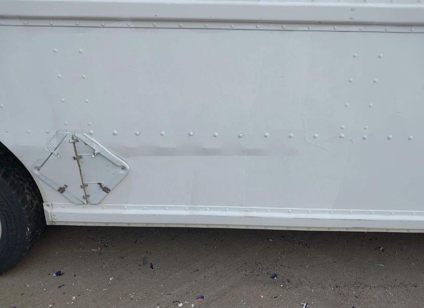 Photo 11 of 1997 Freightliner Chassis M LINE WALK-IN VAN (VIN 4UZA5FFC4VC748956)