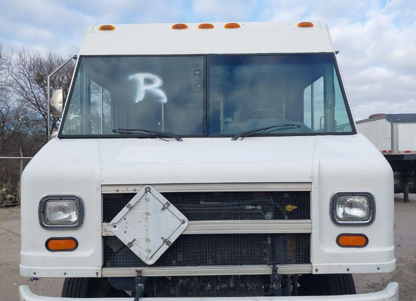 Photo 13 of 1997 Freightliner Chassis M LINE WALK-IN VAN (VIN 4UZA5FFC4VC748956)