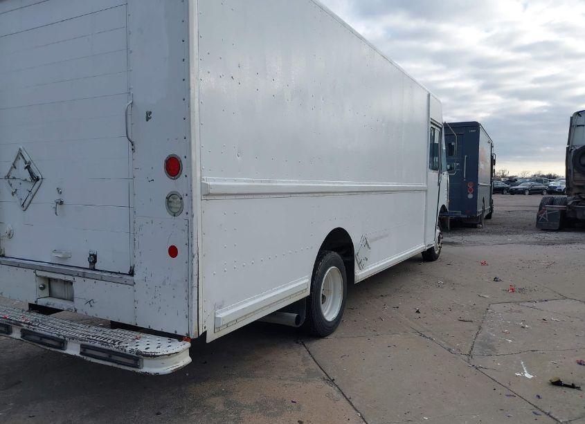 Photo 4 of 1997 Freightliner Chassis M LINE WALK-IN VAN (VIN 4UZA5FFC4VC748956)