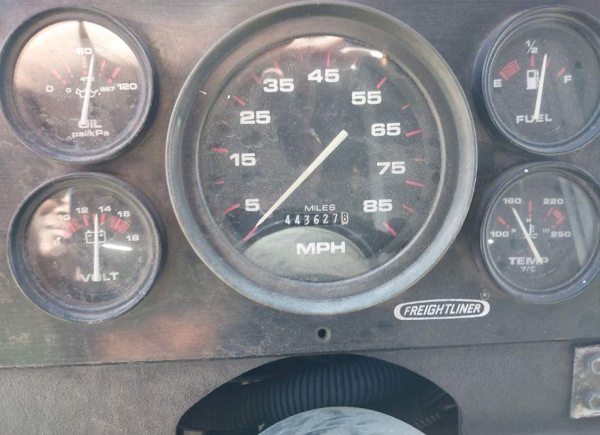 Photo 5 of 1997 Freightliner Chassis M LINE WALK-IN VAN (VIN 4UZA5FFC4VC748956)