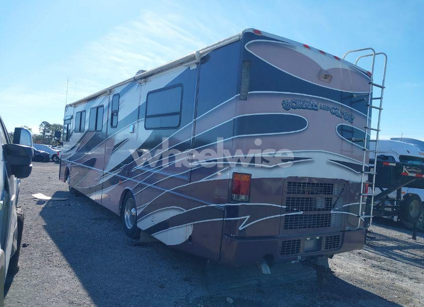 Photo 3 of 2002 Freightliner Fleetwood MOTOR HOME X LINE MOTOR HOME (VIN 4UZAAHAK52CJ60436)
