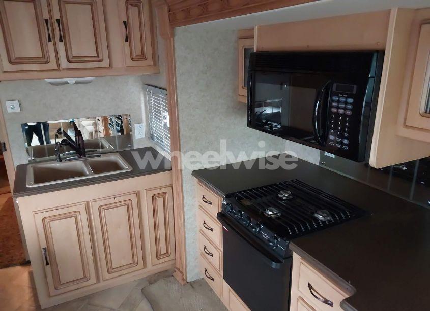 Photo 14 of 2007 Freightliner Chassis X LINE MOTOR HOME (VIN 4UZAAJBV67CZ38380)