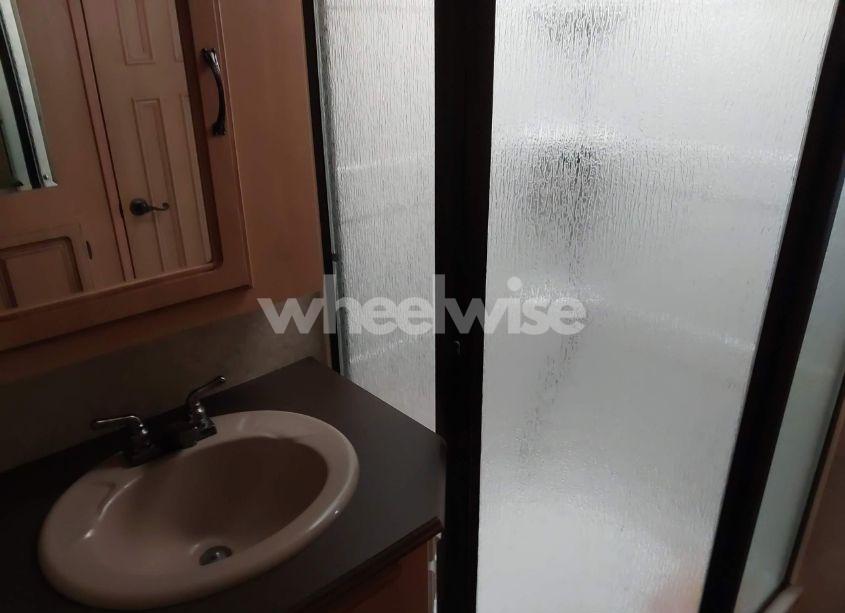 Photo 16 of 2007 Freightliner Chassis X LINE MOTOR HOME (VIN 4UZAAJBV67CZ38380)