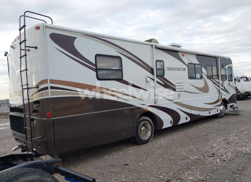 Photo 4 of 2007 Freightliner Chassis X LINE MOTOR HOME (VIN 4UZAAJBV67CZ38380)