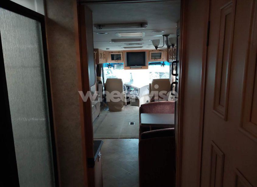 Photo 8 of 2007 Freightliner Chassis X LINE MOTOR HOME (VIN 4UZAAJBV67CZ38380)