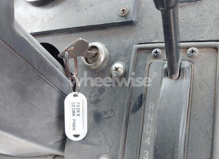 Photo 10 of 2006 Freightliner Chassis M LINE WALK-IN VAN (VIN 4UZAAPBW96CX08343)