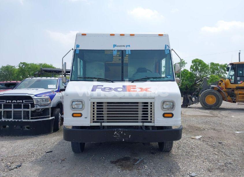 Photo 13 of 2006 Freightliner Chassis M LINE WALK-IN VAN (VIN 4UZAAPBW96CX08343)