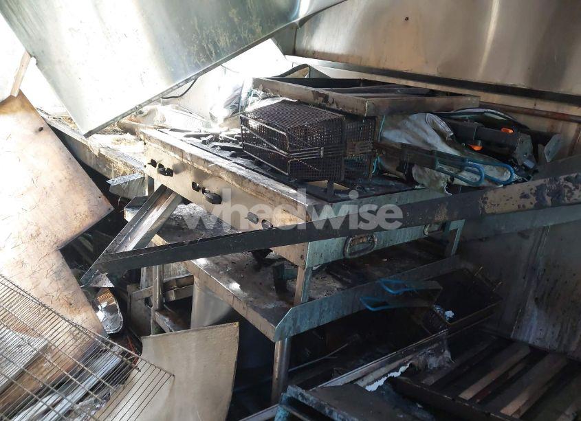 Photo 18 of 2007 Freightliner Chassis M LINE WALK-IN VAN (VIN 4UZAAPBW97CY18486)