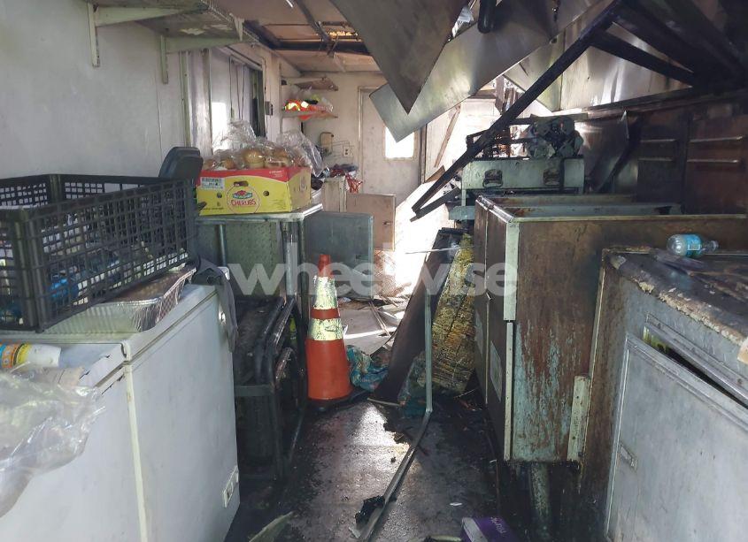 Photo 7 of 2007 Freightliner Chassis M LINE WALK-IN VAN (VIN 4UZAAPBW97CY18486)