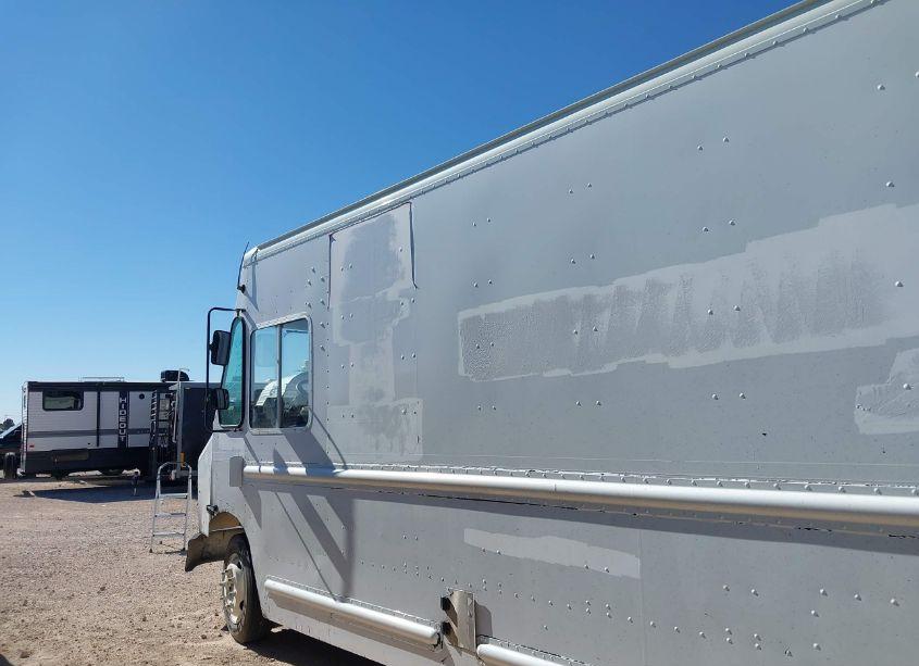 Photo 14 of 2010 Freightliner Chassis M LINE WALK-IN VAN (VIN 4UZAAPDU3ACAS1706)