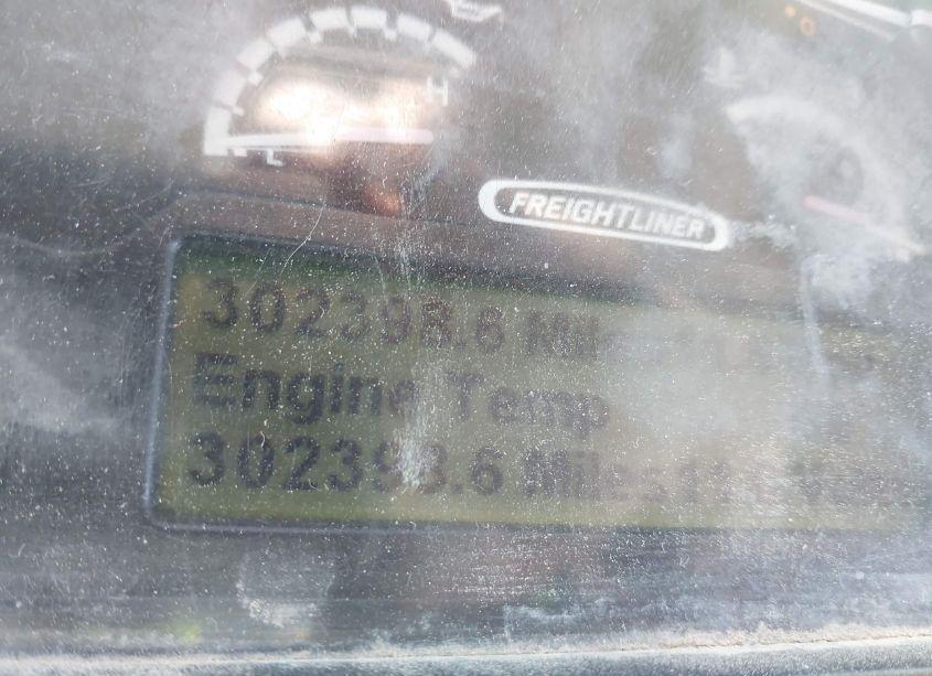 Photo 5 of 2010 Freightliner Chassis M LINE WALK-IN VAN (VIN 4UZAAPDU3ACAS1706)