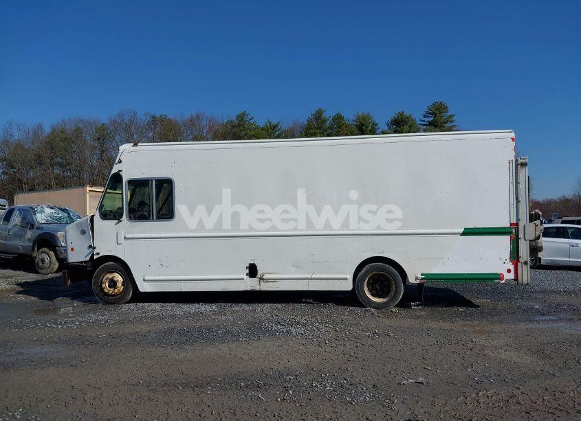 Photo 14 of 2010 Freightliner Chassis M LINE WALK-IN VAN (VIN 4UZAAPDU6ACAS1666)