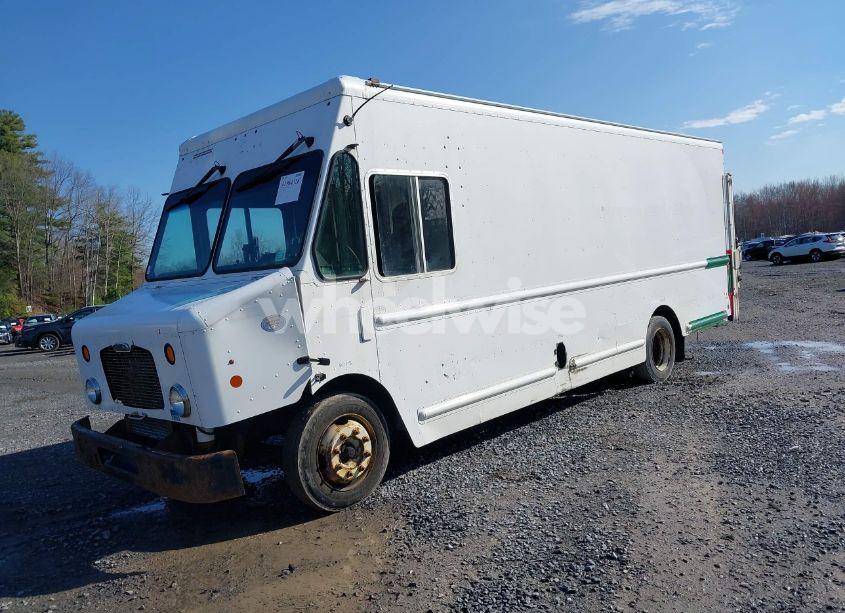 Photo 2 of 2010 Freightliner Chassis M LINE WALK-IN VAN (VIN 4UZAAPDU6ACAS1666)