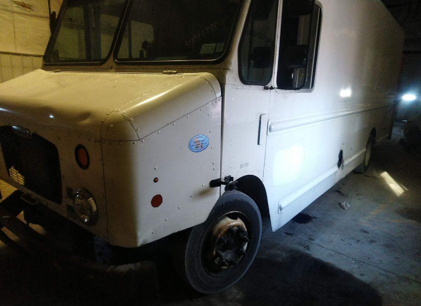 Photo 2 of 2010 Freightliner Chassis M LINE WALK-IN VAN (VIN 4UZAAPDUXACAS1668)