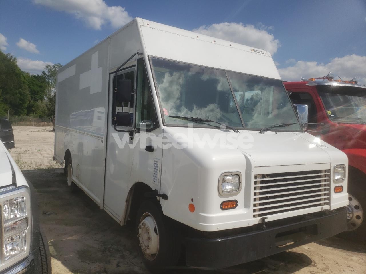 Photo 4 of 2022 FREIGHTLINER CHASSIS M LINE WALK-IN VAN (VIN 4UZAAPFA2NCNT5990)