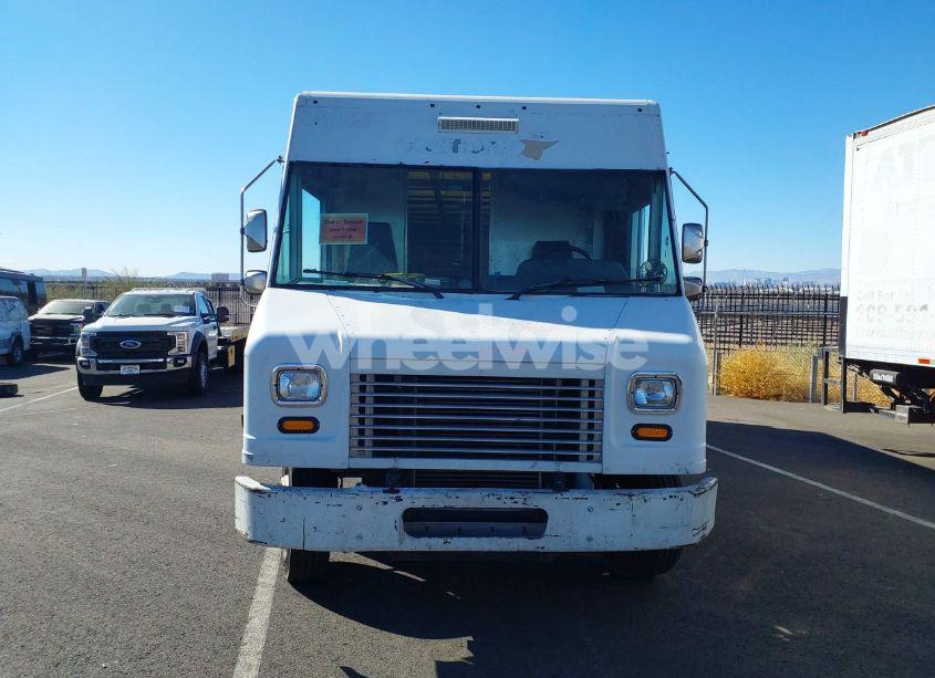 Photo 11 of 2010 Freightliner Chassis M LINE WALK-IN VAN (VIN 4UZAARDU9ACAM0675)