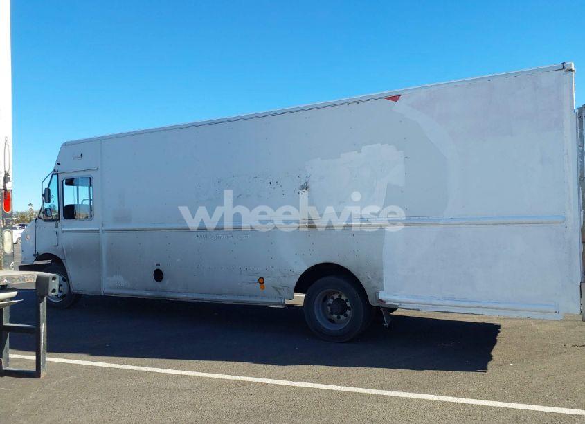 Photo 13 of 2010 Freightliner Chassis M LINE WALK-IN VAN (VIN 4UZAARDU9ACAM0675)