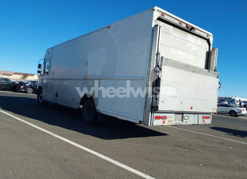 Photo 2 of 2010 Freightliner Chassis M LINE WALK-IN VAN (VIN 4UZAARDU9ACAM0675)