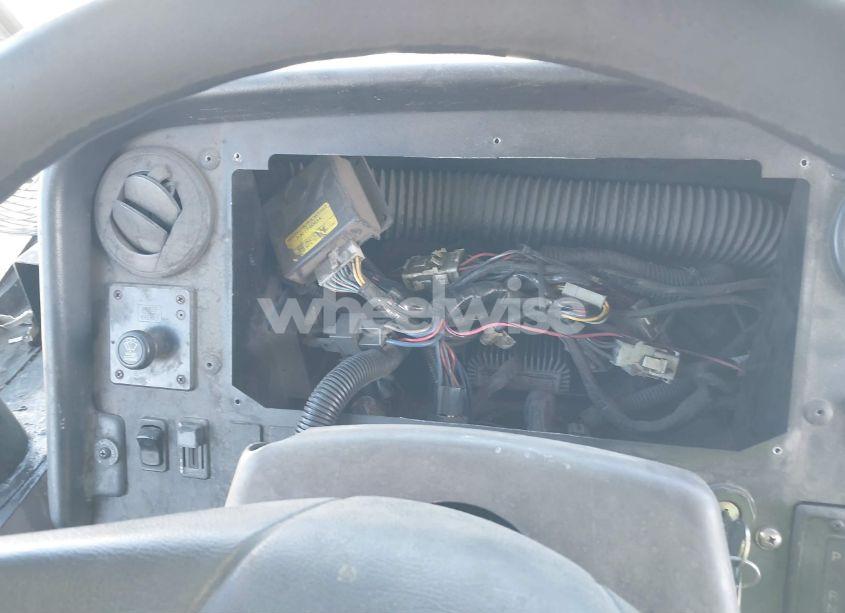 Photo 4 of 2010 Freightliner Chassis M LINE WALK-IN VAN (VIN 4UZAARDU9ACAM0675)