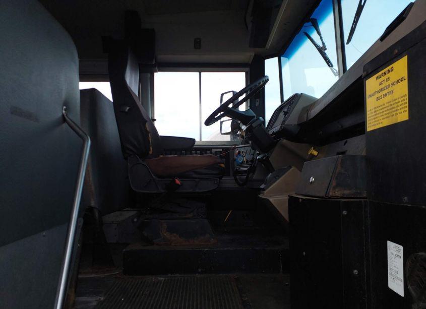 Photo 5 of 2006 Freightliner Chassis FS65 (VIN 4UZAAXCS36CU72400)