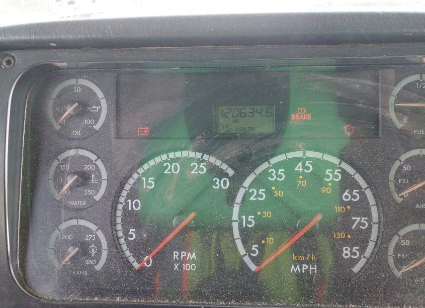 Photo 7 of 2006 Freightliner Chassis FS65 (VIN 4UZAAXCS36CU72400)