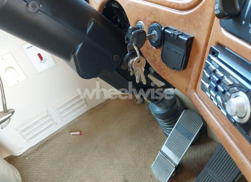 Photo 11 of 2007 Freightliner Chassis X LINE MOTOR HOME (VIN 4UZAB2DC17CX78875)