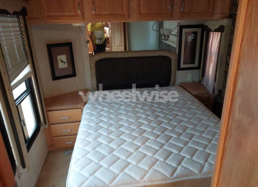 Photo 7 of 2007 Freightliner Chassis X LINE MOTOR HOME (VIN 4UZAB2DC17CX78875)