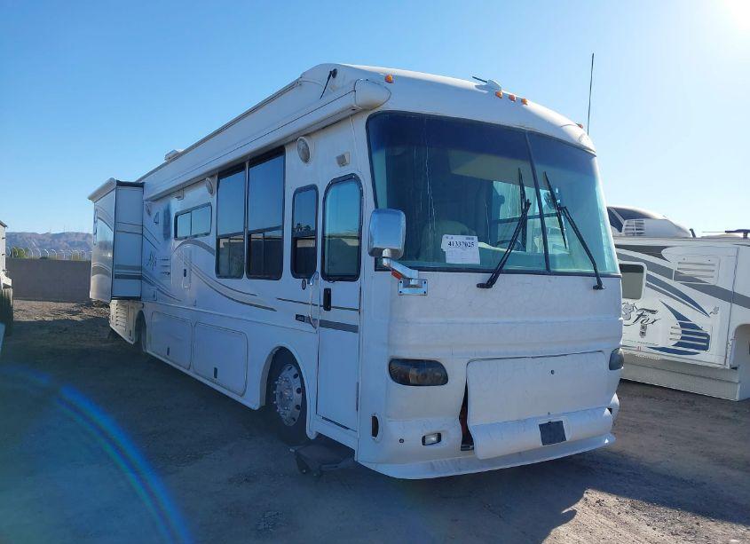 2004 Freightliner Chassis X LINE MOTOR HOME (VIN 4UZABFCY14CM65986) main photo