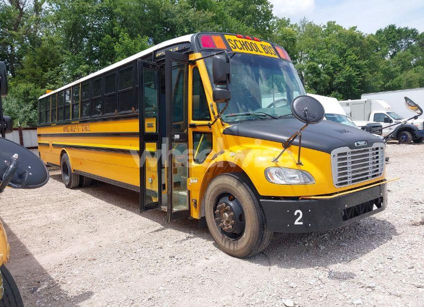 2019 Freightliner Chassis B2B (VIN 4UZABRFD0KCKL0941) main photo