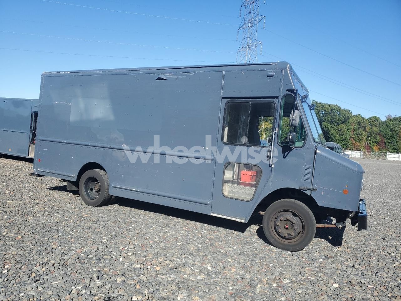 Photo 4 of 2021 FREIGHTLINER CHASSIS M LINE WALK-IN VAN (VIN 4UZAC2EA0MCML0992)