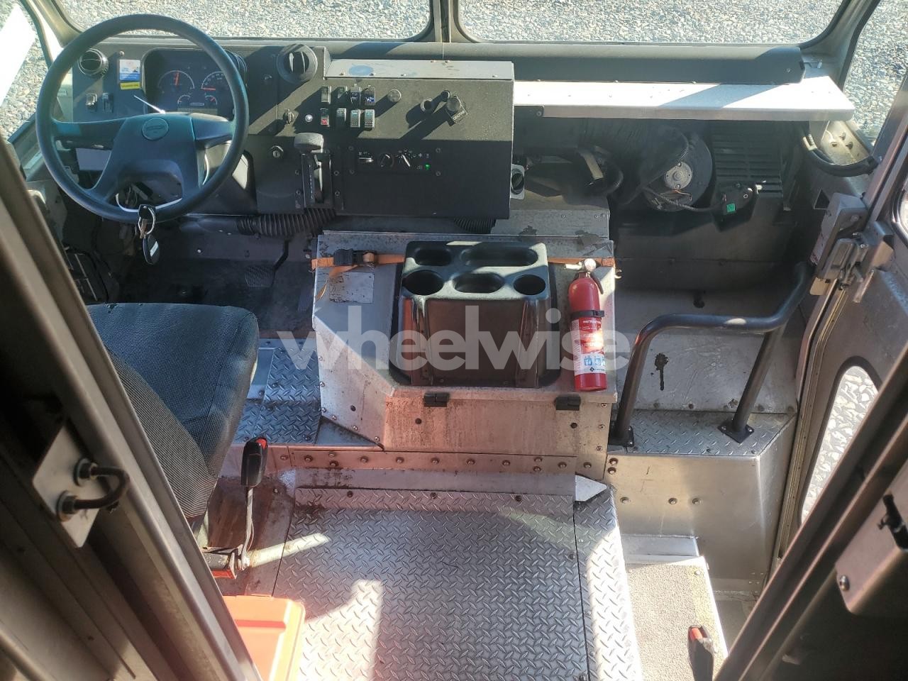 Photo 8 of 2021 FREIGHTLINER CHASSIS M LINE WALK-IN VAN (VIN 4UZAC2EA0MCML0992)