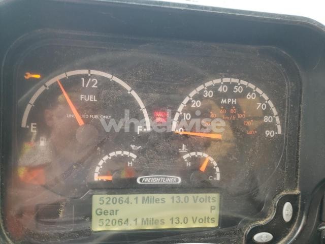 Photo 3 of 2021 FREIGHTLINER CHASSIS M LINE WALK-IN VAN (VIN 4UZAC2EA0MCMN0062)