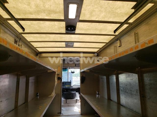 Photo 7 of 2021 FREIGHTLINER CHASSIS M LINE WALK-IN VAN (VIN 4UZAC2EA0MCMN0062)