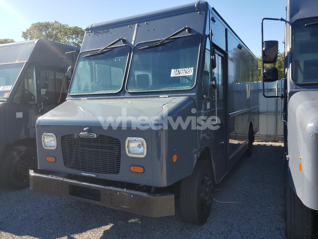 2020 FREIGHTLINER CHASSIS M LINE WALK-IN VAN (VIN 4UZAC2EA1LCMH6065) main photo