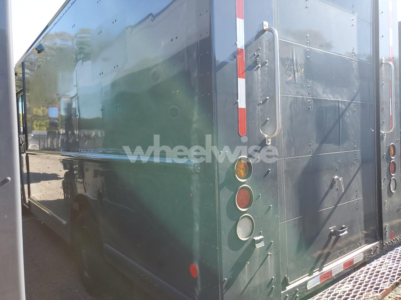 Photo 2 of 2020 FREIGHTLINER CHASSIS M LINE WALK-IN VAN (VIN 4UZAC2EA1LCMH6065)