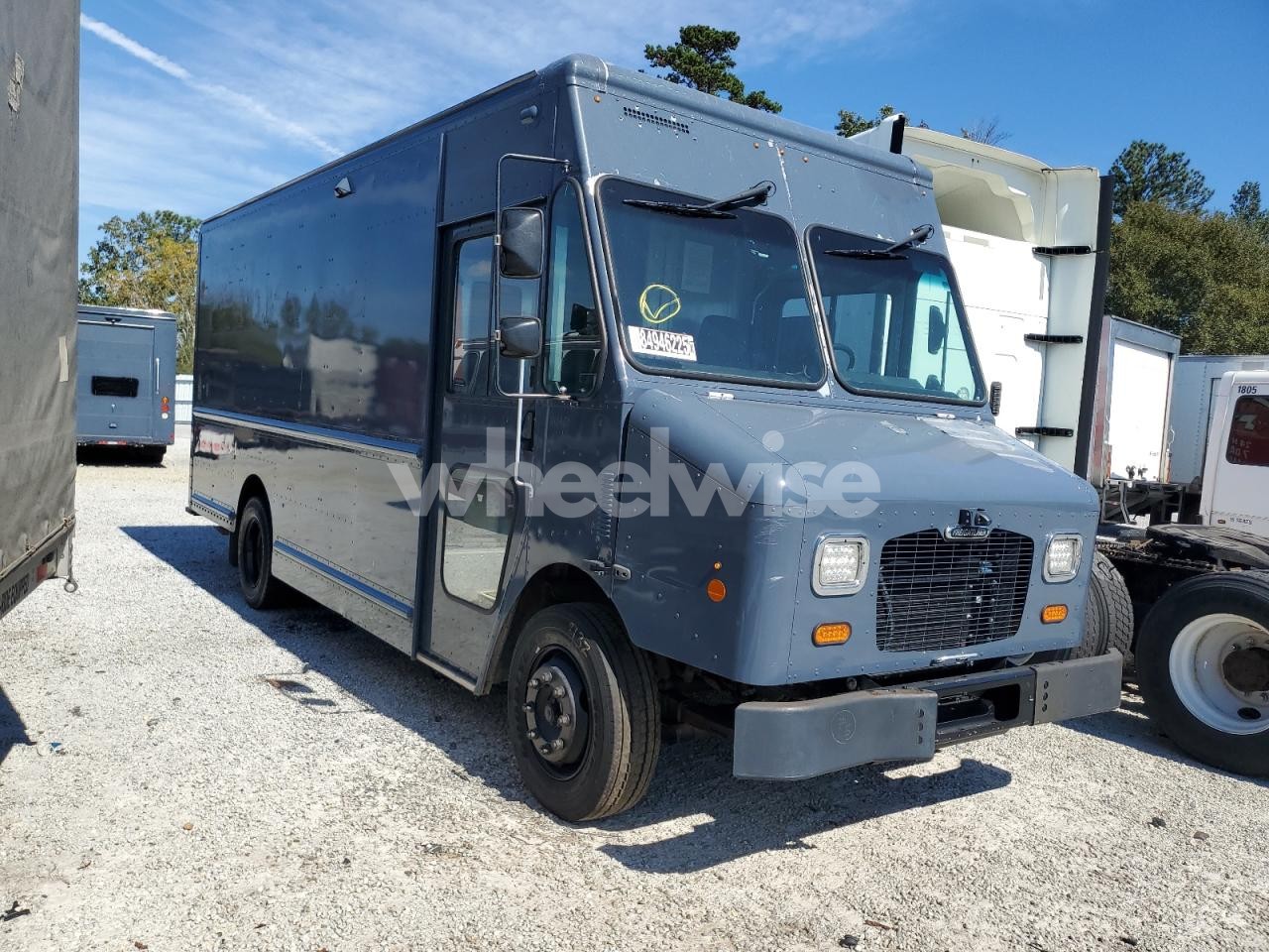 Photo 4 of 2020 FREIGHTLINER CHASSIS M LINE WALK-IN VAN (VIN 4UZAC2EA1LCMH7989)