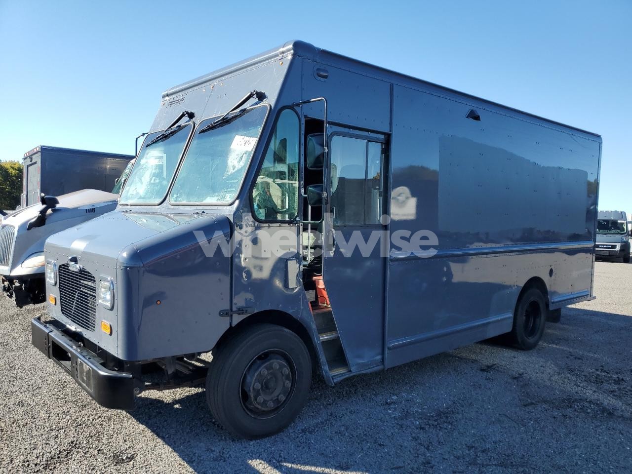 2021 FREIGHTLINER CHASSIS M LINE WALK-IN VAN (VIN 4UZAC2EA1MCML0838) main photo