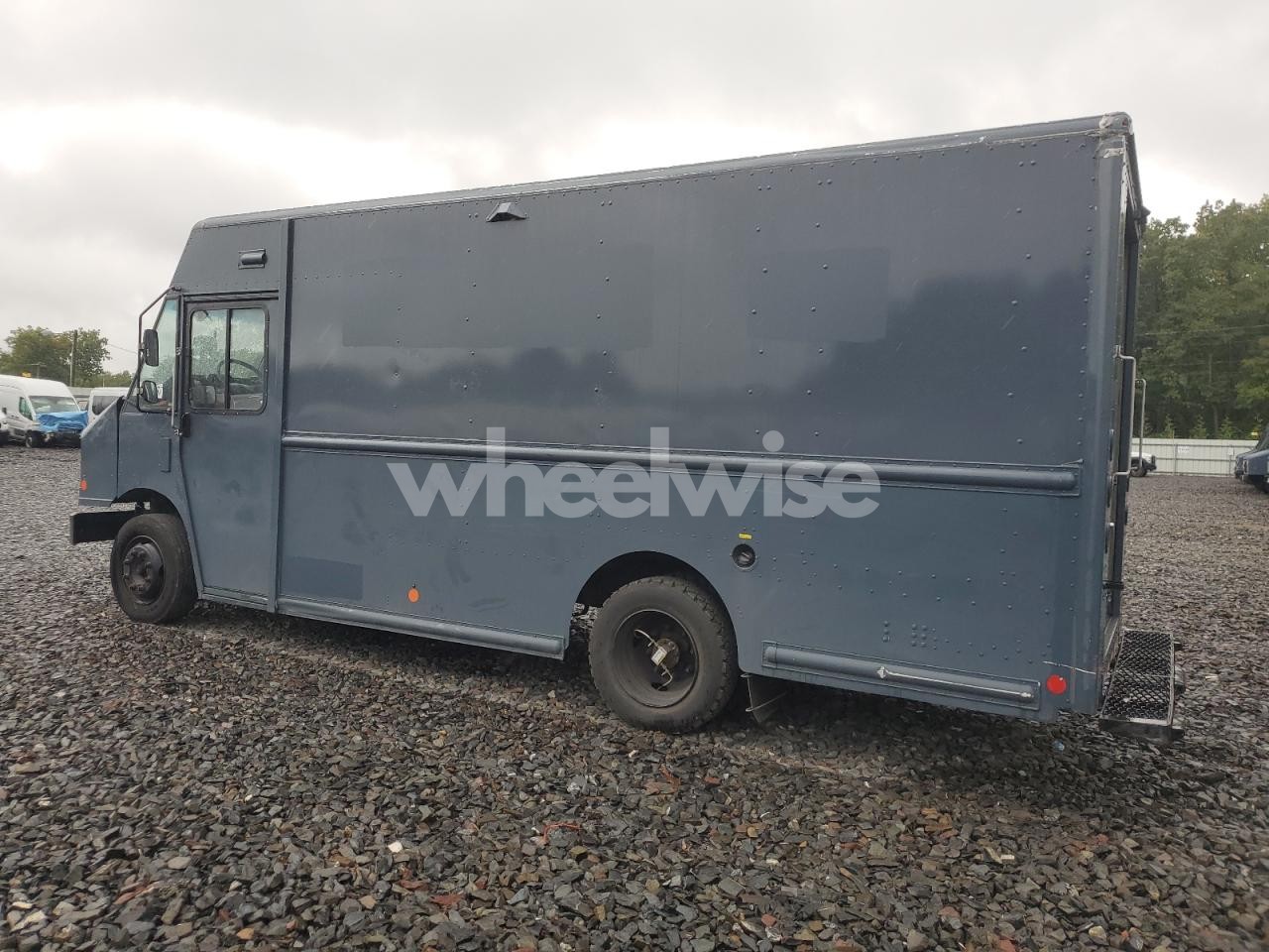 Photo 2 of 2021 FREIGHTLINER CHASSIS M LINE WALK-IN VAN (VIN 4UZAC2EA1MCMN0197)