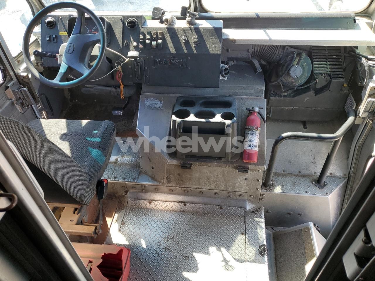 Photo 8 of 2020 FREIGHTLINER CHASSIS M LINE WALK-IN VAN (VIN 4UZAC2EA2LCMH7869)