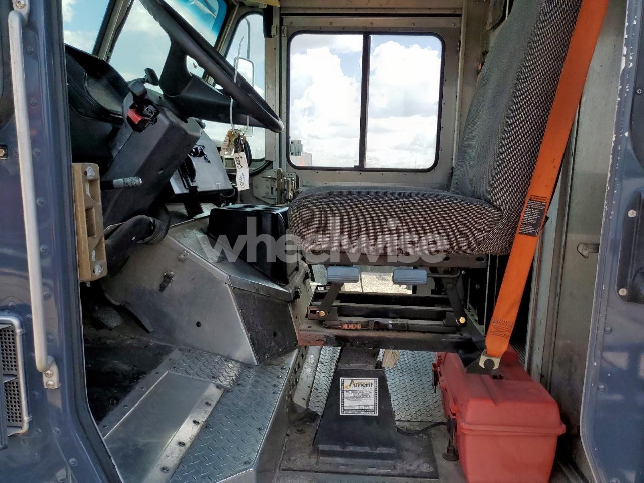 Photo 7 of 2020 FREIGHTLINER CHASSIS M LINE WALK-IN VAN (VIN 4UZAC2EA2LCMH7872)